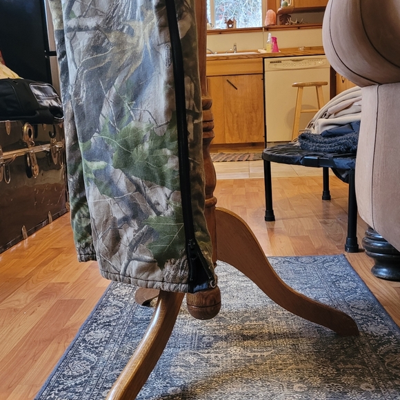 Women's S LINED Camouflage Adventure Overalls - Picture 3 of 11